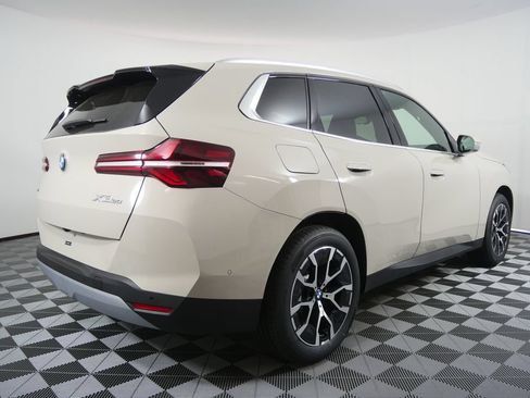Used 2026 BMW X3 xDrive30i w/ Convenience Package AWD/4WD image 3