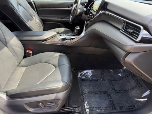 Used 2021 Toyota Camry XLE AWD/4WD image 20