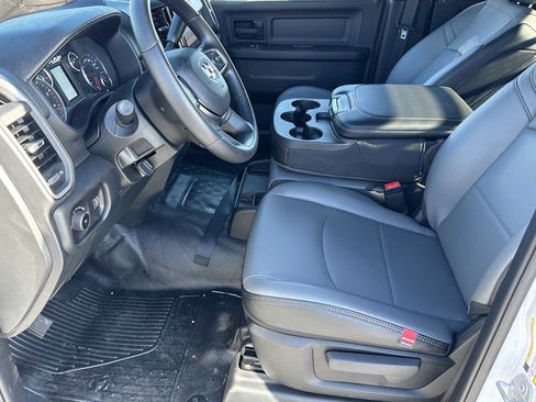 New 2026 RAM 3500 Tradesman w/ Chrome Appearance Group image 9