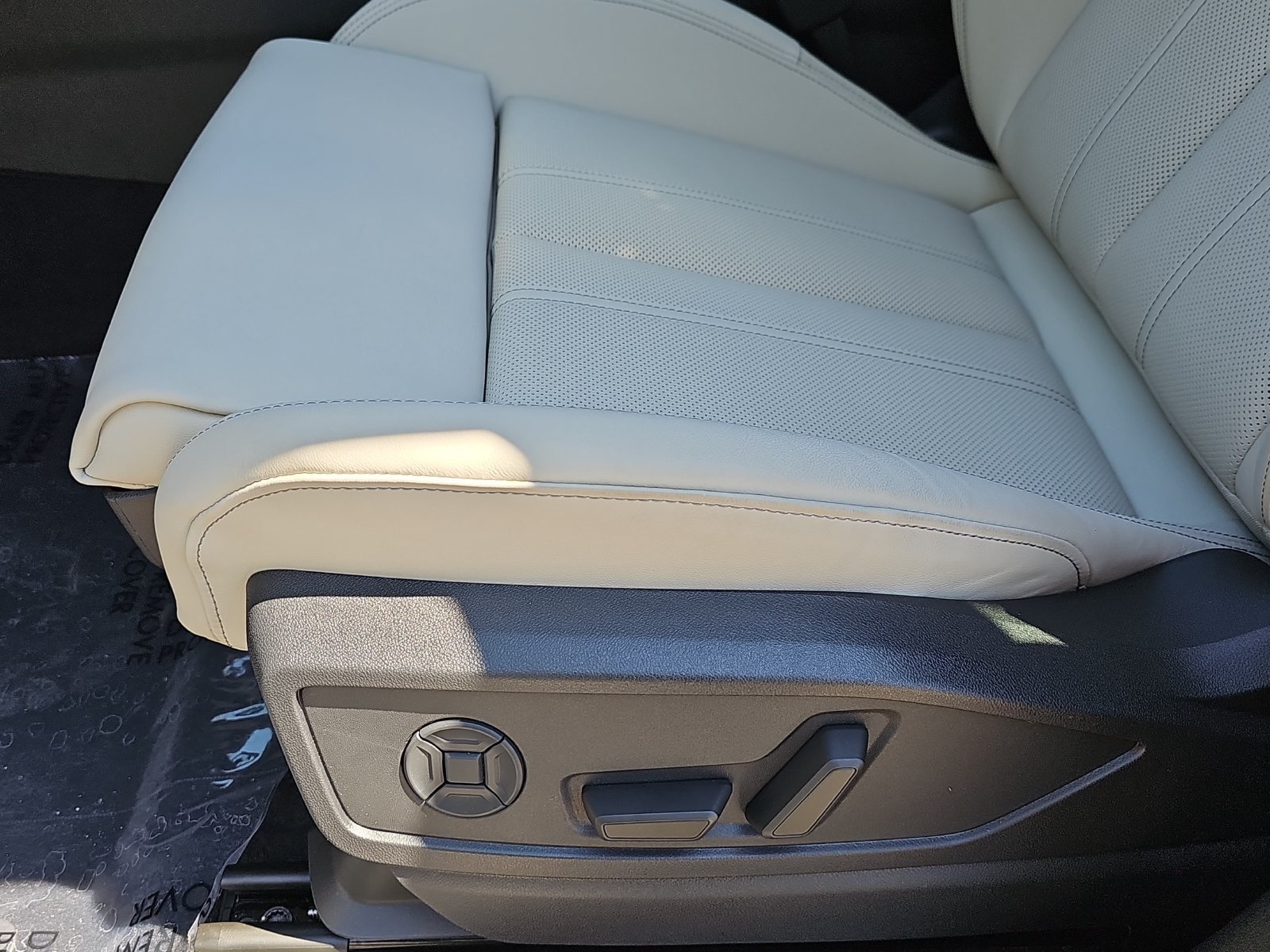 New 2026 Audi Q5 Premium AWD/4WD image 31