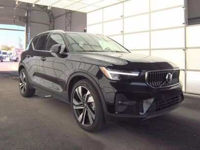 Certified 2025 Volvo XC40 B5 Plus