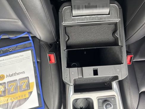 Used 2023 Ford Explorer XLT w/ Equipment Group 202A AWD/4WD image 8