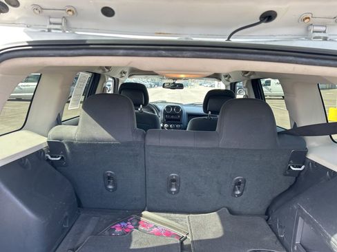 Used 2016 Jeep Patriot Latitude image 12