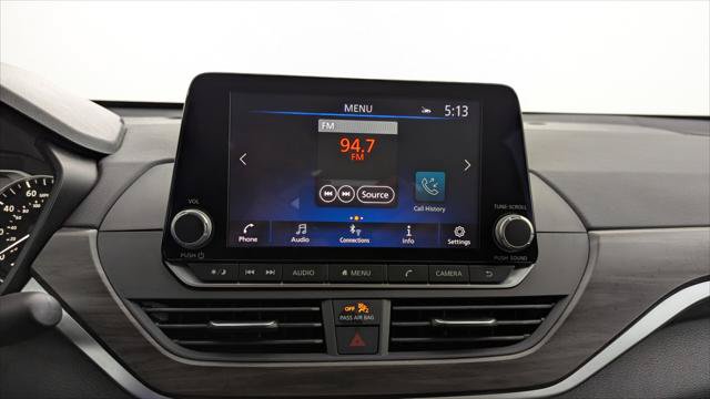 Used 2025 Nissan Altima 2.5 SV FWD image 26