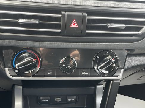 Used 2023 Kia Seltos LX image 30