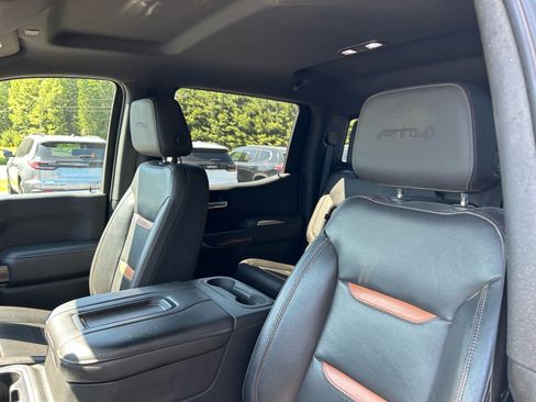 Used 2019 GMC Sierra 1500 AT4 w/ Off Road Performance Package AWD/4WD image 6