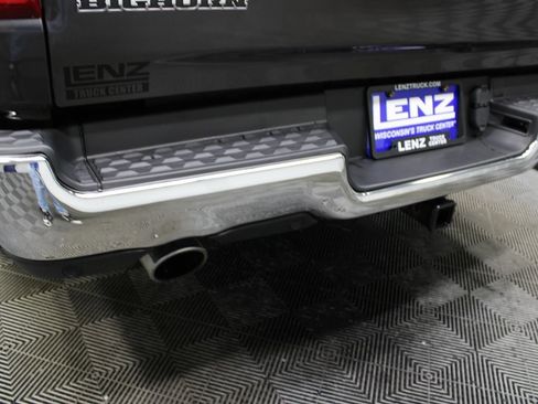 Used 2019 RAM 1500 Big Horn AWD/4WD image 40