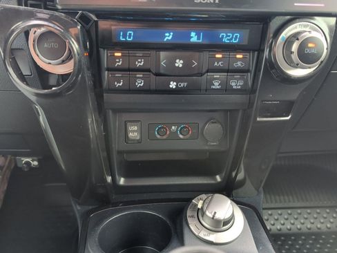Used 2019 Toyota 4Runner Limited AWD/4WD image 19