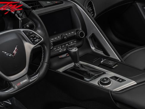 Used 2015 Chevrolet Corvette Z06 RWD image 33