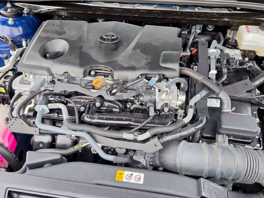 Used 2024 Toyota Camry SE FWD image 10