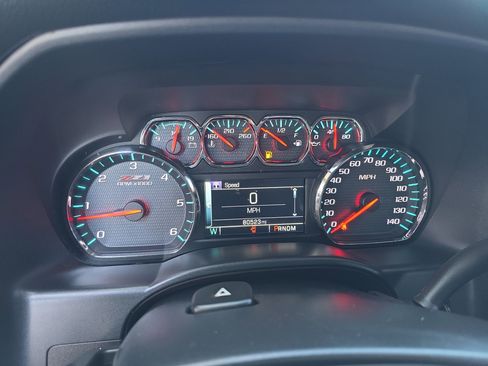 Used 2016 Chevrolet Silverado 1500 LT w/ Midnight Edition image 22