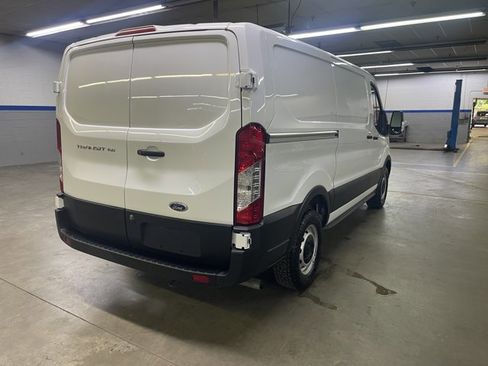 Certified 2024 Ford Transit 150 Low Roof RWD image 8
