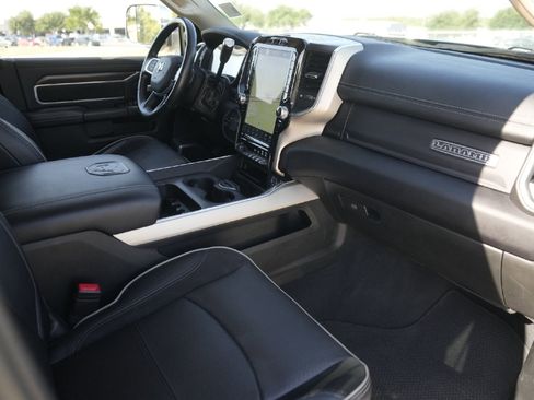 Used 2022 RAM 3500 Laramie image 21