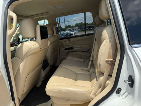 Used 2015 Lexus LX 570 4WD image 17
