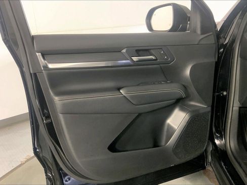 Used 2025 GMC Terrain Elevation AWD/4WD image 24