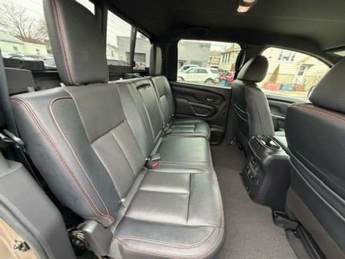 Used 2020 Nissan Titan PRO-4X w/ Pro-4x Convenience Package image 29