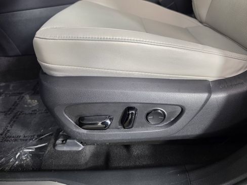 Used 2023 Lexus RX 350 Premium w/ Cold Area Package AWD/4WD image 14