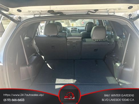 Used 2014 Kia Sorento SX w/ 3rd Row Package AWD/4WD image 5