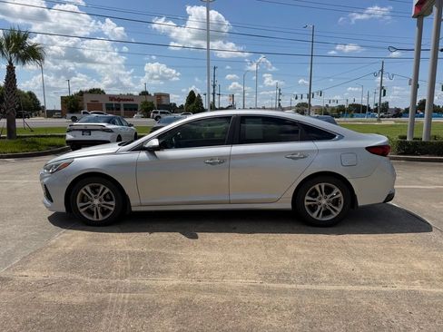 Used 2018 Hyundai Sonata SEL FWD image 2