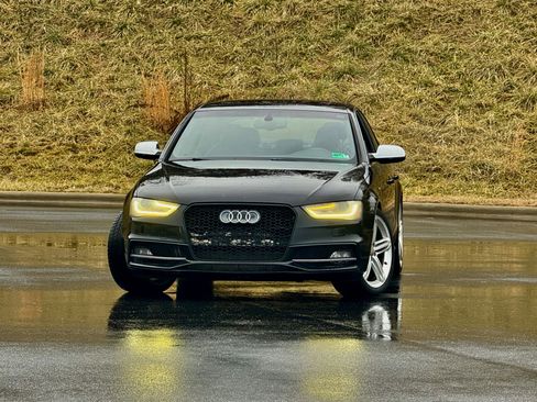 Used 2013 Audi S4 Prestige image 4