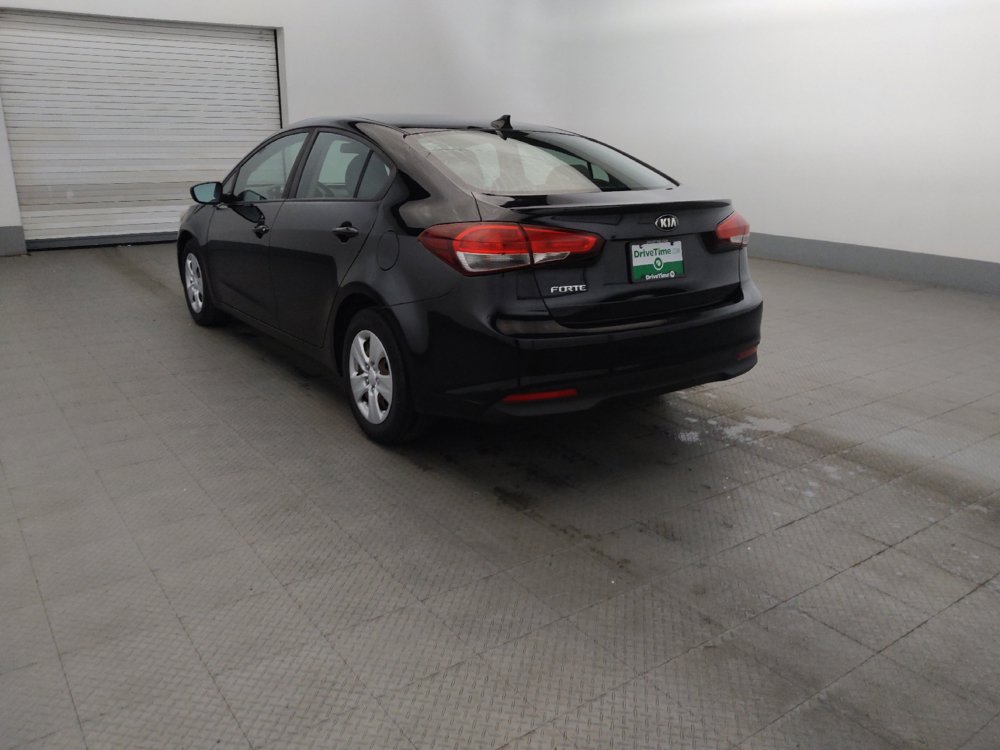 Used 2018 Kia Forte LX w/ Sports Package FWD image 5