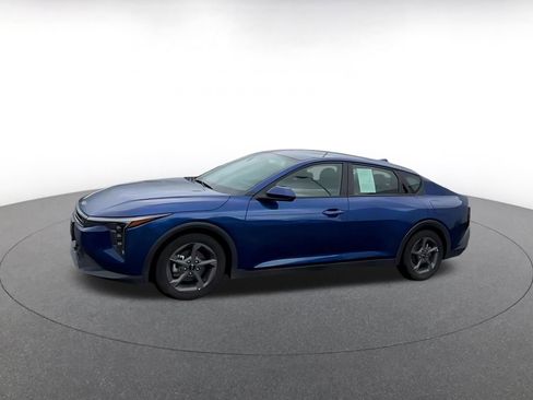 Used 2025 Kia K4 LXS FWD image 9