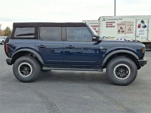 Used 2021 Ford Bronco Outer Banks w/ Sasquatch Package image 11