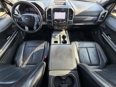 Used 2019 Ford Expedition Max XLT w/ Equipment Group 202A RWD image 11