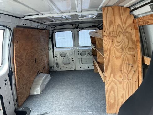 Used 2013 Ford E-250 and Econoline 250 w/ PWR Group image 11