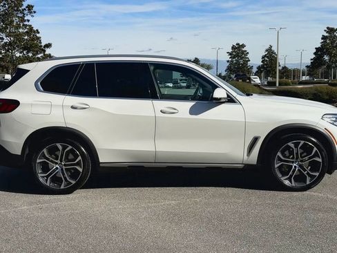Certified 2023 BMW X5 xDrive40i w/ Premium Package image 9