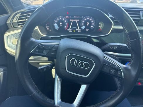 Used 2022 Audi Q3 2.0T Premium Plus w/ Premium Plus Package image 19