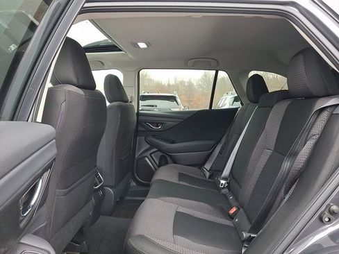 Used 2023 Subaru Outback Premium image 11