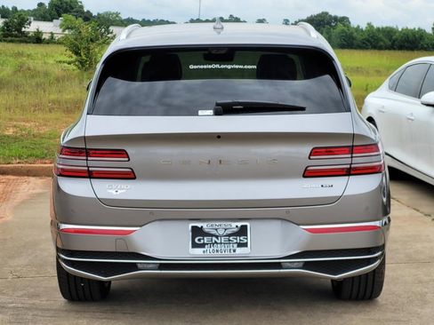 New 2025 Genesis GV80 3.5T Prestige image 4