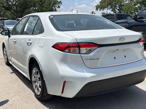 Used 2026 Toyota Corolla LE FWD image 9