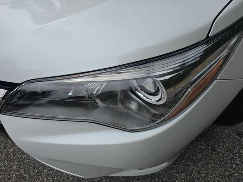 Used 2017 Toyota Camry SE FWD image 26