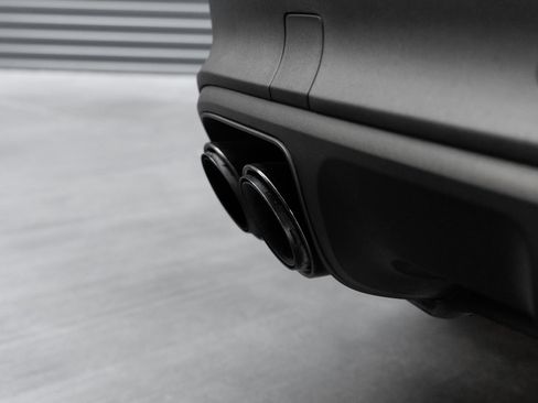 Certified 2023 Porsche Cayenne Platinum Edition AWD/4WD image 27
