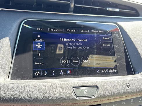 Used 2019 Cadillac XT4 Sport AWD/4WD image 13