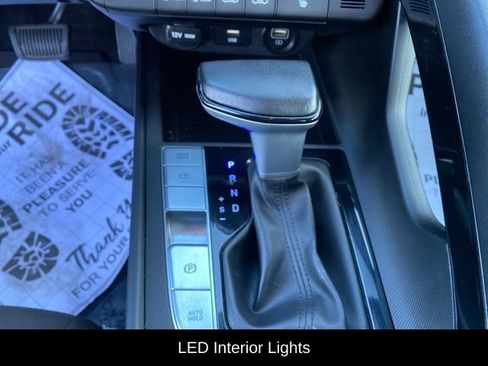 Used 2023 Hyundai Elantra SEL w/ Convenience Package FWD image 16