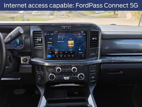 Used 2025 Ford F250 Lariat w/ Chrome Package AWD/4WD image 17