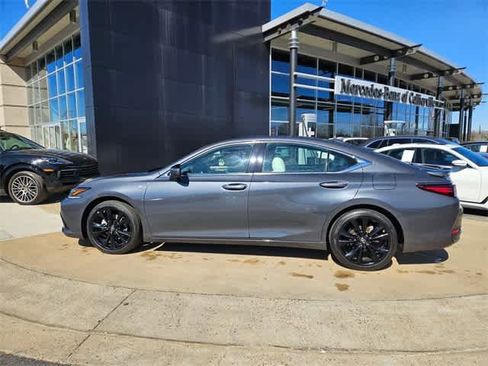 Used 2024 Lexus ES 300h F Sport w/ Accessory Package (Z2) image 5