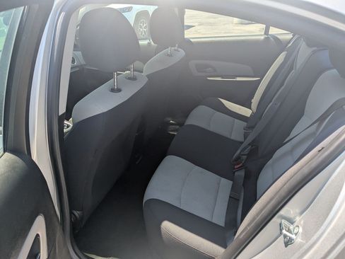 Used 2016 Chevrolet Cruze LS FWD image 28