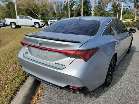 Used 2022 Toyota Avalon Touring image 28