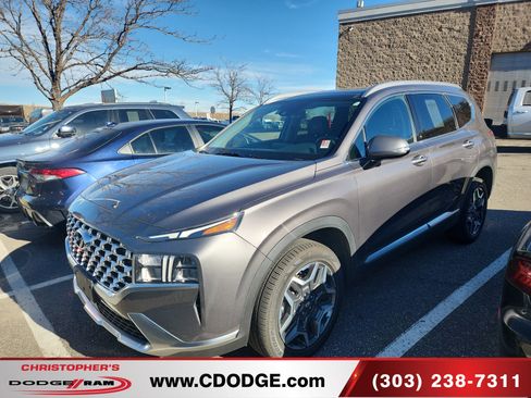 Used 2022 Hyundai Santa Fe SEL Premium image 4