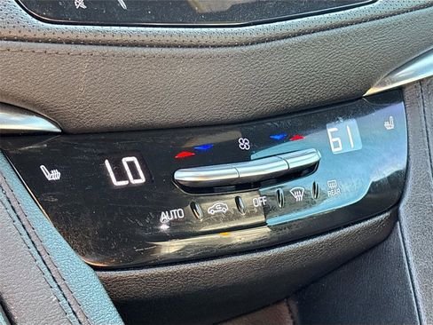 Used 2023 Cadillac XT6 Luxury FWD image 15
