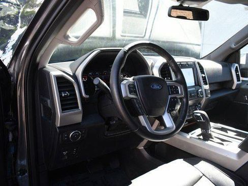 Used 2020 Ford F150 Lariat image 4