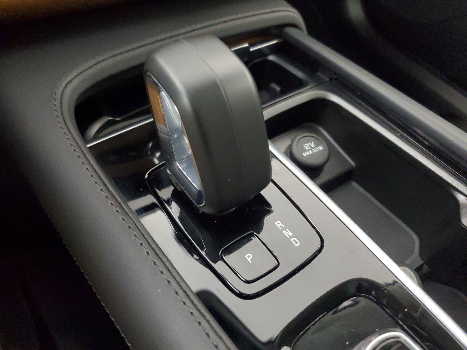 Certified 2024 Volvo XC90 B6 Plus AWD/4WD image 33