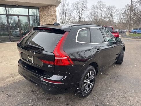Used 2023 Volvo XC60 B5 Core FWD image 4