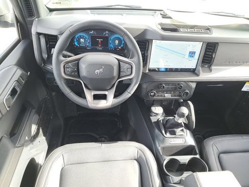 New 2026 Ford Bronco Badlands image 17