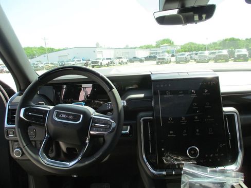 New 2026 GMC Yukon XL Elevation w/ Elevation Premium Package AWD/4WD image 16