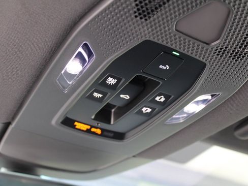 Used 2024 Porsche Macan 4 Electric image 25